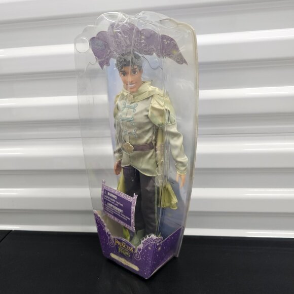 Disney Store Exclusive The Princess and The Frog Prince Naveen 11" Doll (2009) - Picture 9 of 10